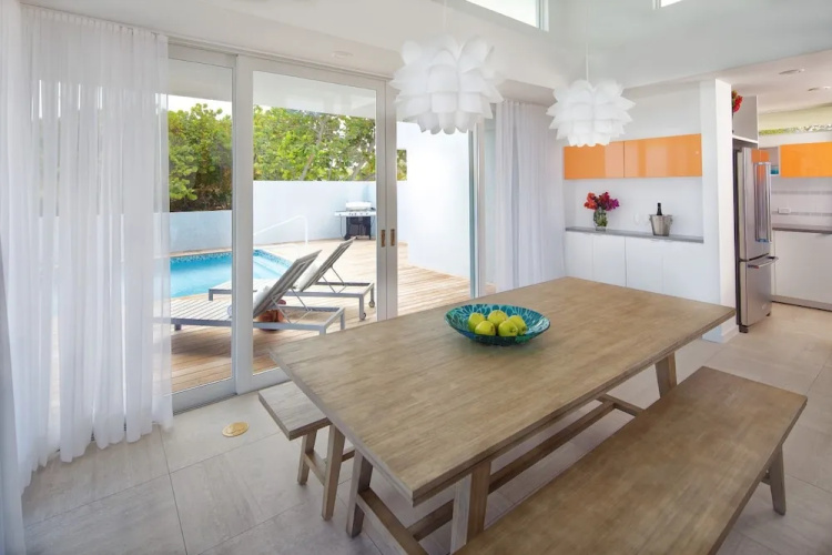 Villa Esprit (House)