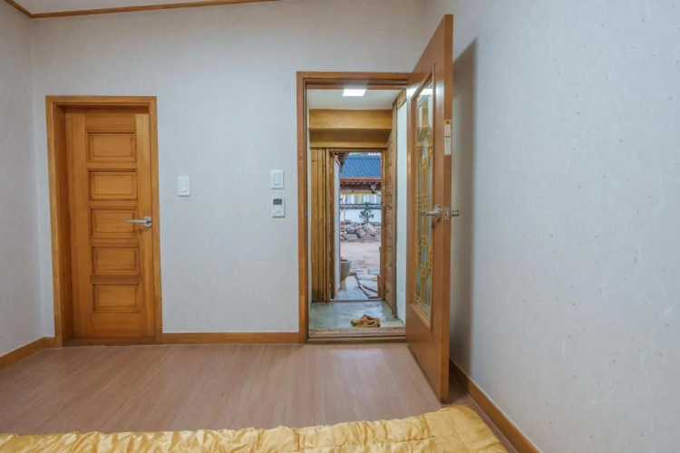 Aega Hanok Guesthouse