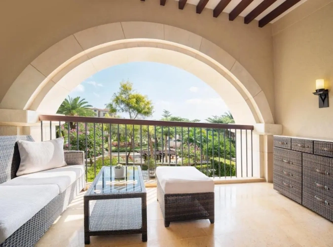 Deluxe Double room with garden view