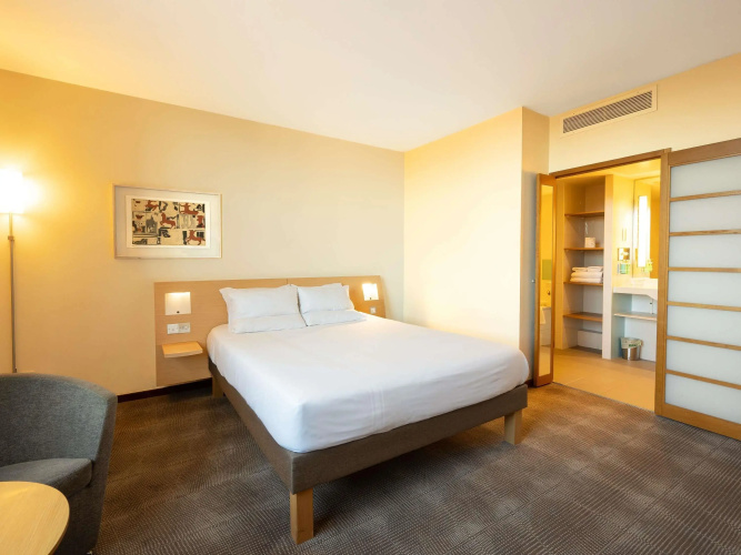 Novotel Cardiff Centre