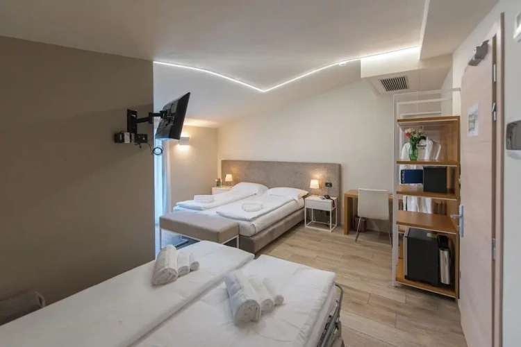 Quadruple Junior Suite