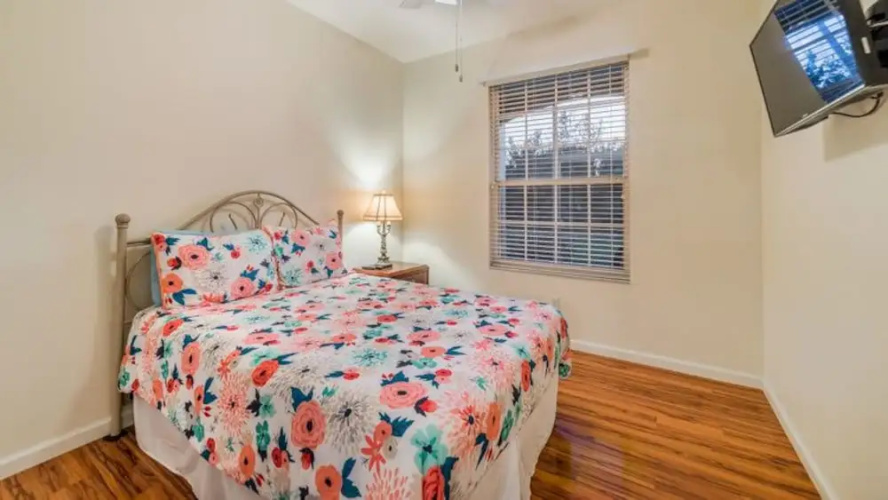 2304 Silver Palm Drive #105