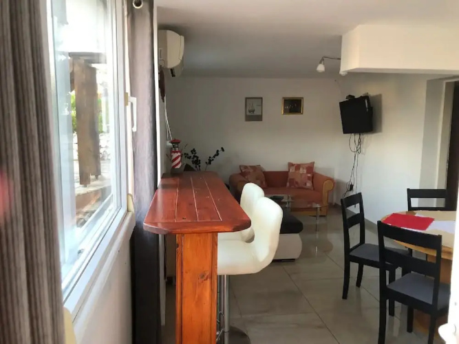 Seafront House Antonia