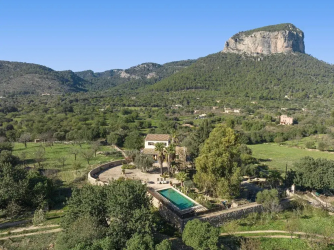 Son Fuster D Abaix in Alar