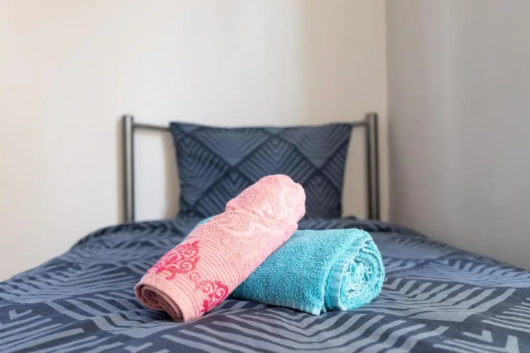 Honey apartment LA
