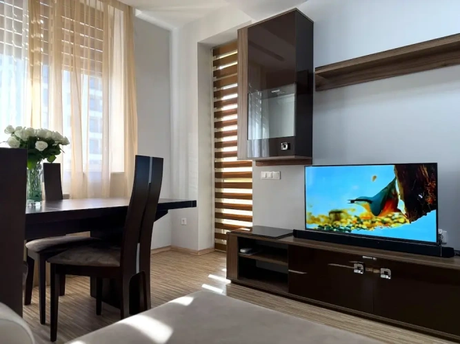 2 Bedrooms Deluxe Apartment with balcony and with courtyard view