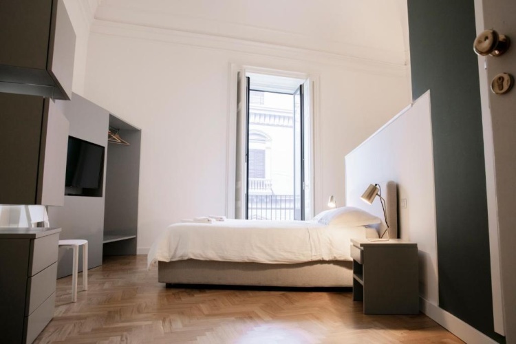 Suite with balcony