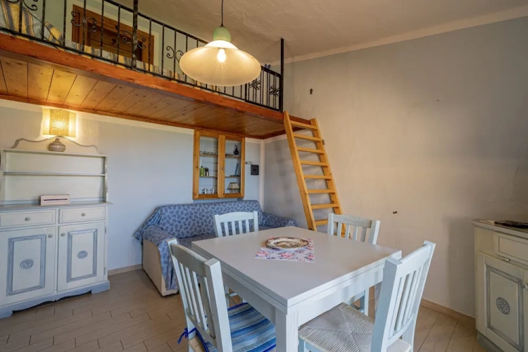 1 Bedroom Cottage with sea view