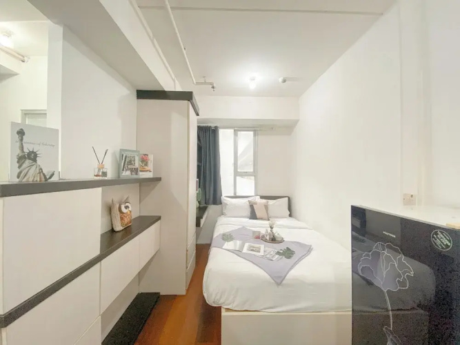 Stategic Studio Apartment at Menteng Square