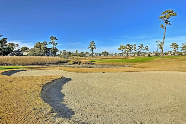 Golf Course Home w/ Balcony in North Myrtle Beach!