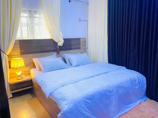 Modern One Room & Parlor Serviced Apartment