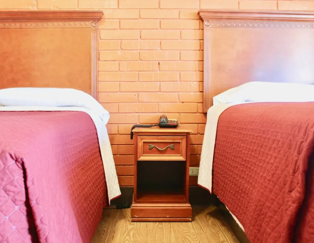 Tropicana Motel