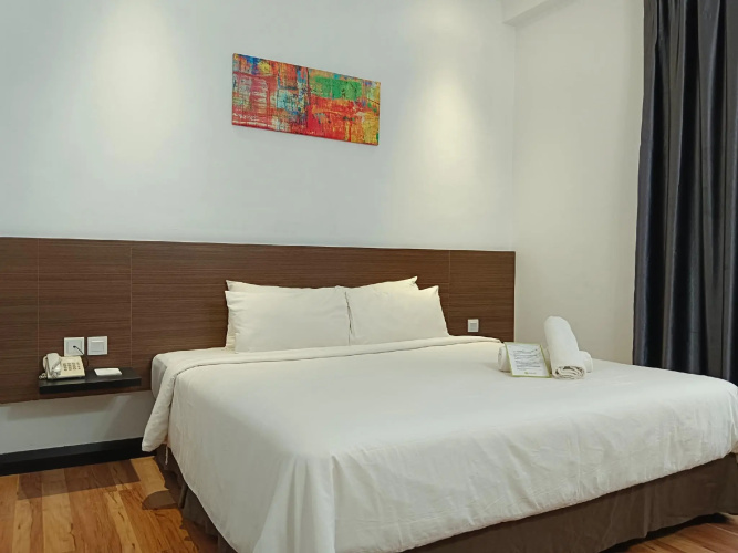 Fuller Hotel