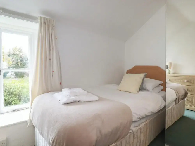 Honeysuckle Cottage