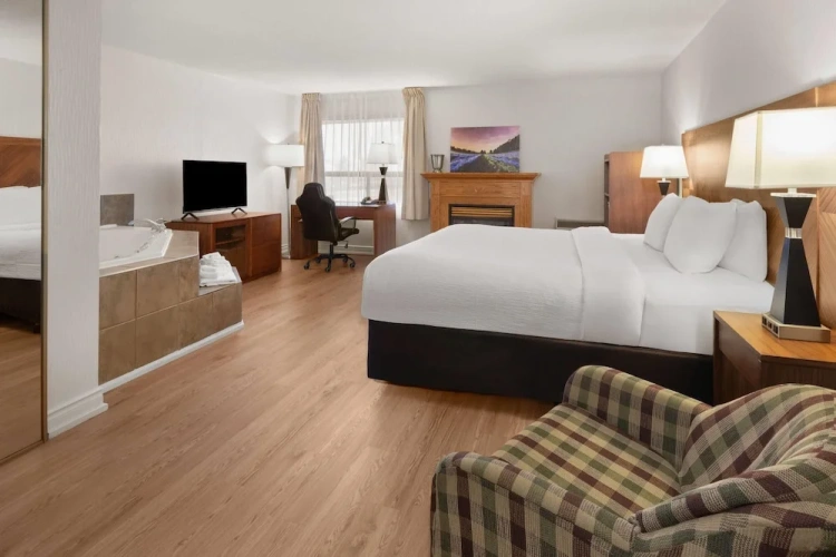 Double Suite with river view