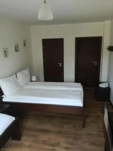 Economy Triple room