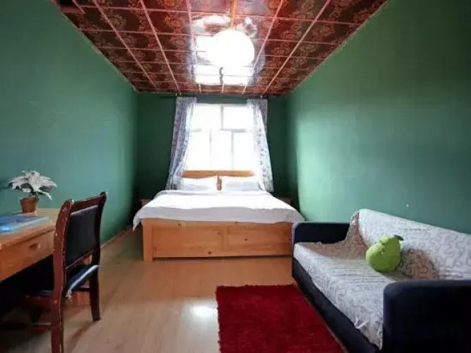 Lvpeng Youth Hostel