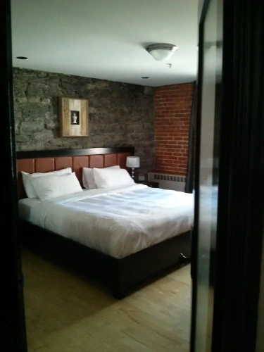 1 Bedroom Deluxe Apartment