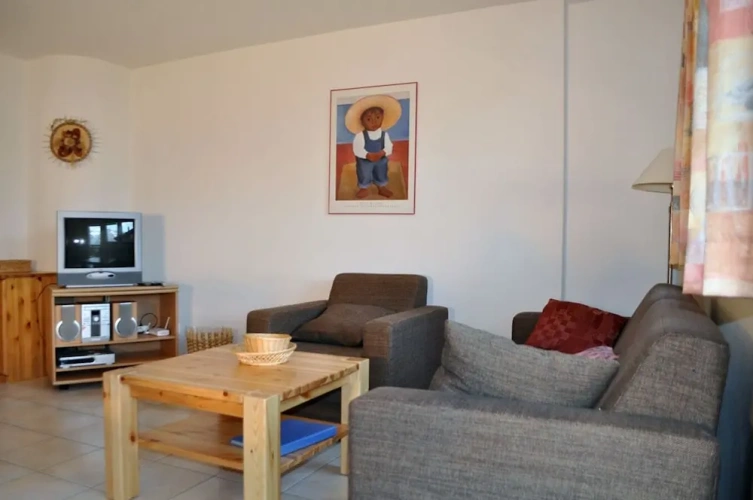 2 Bedrooms Apartment