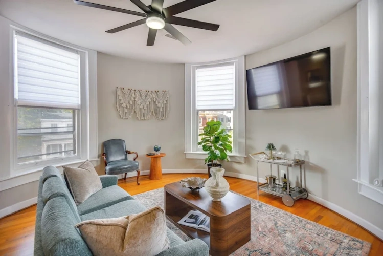 1 Bedroom Apartment