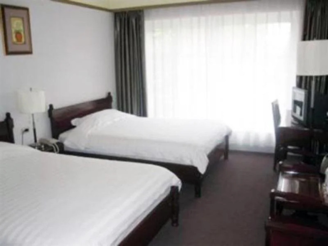 Lavy Hotel