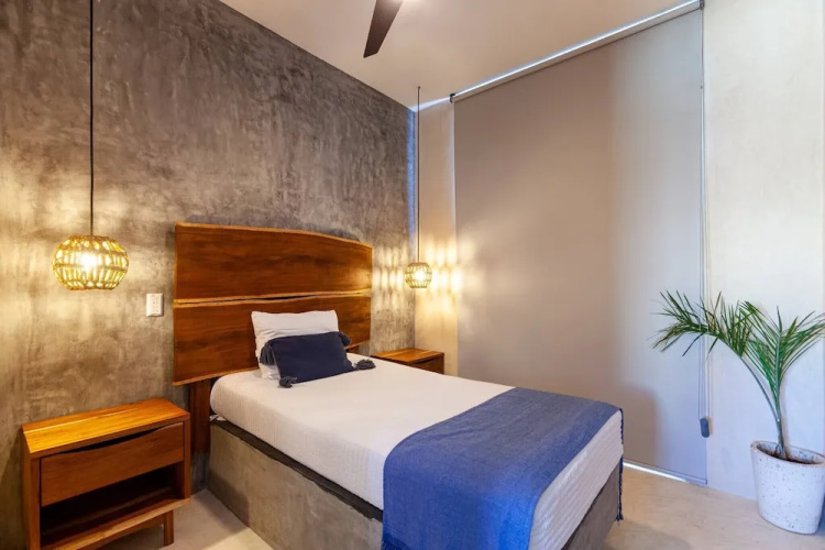 Minimalistic Coup De Coeur In Town - 2 Rooms Unit