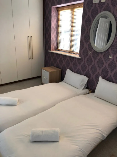 D13 Self Catering