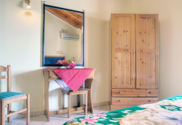 2 Bedrooms Apartment with sea view