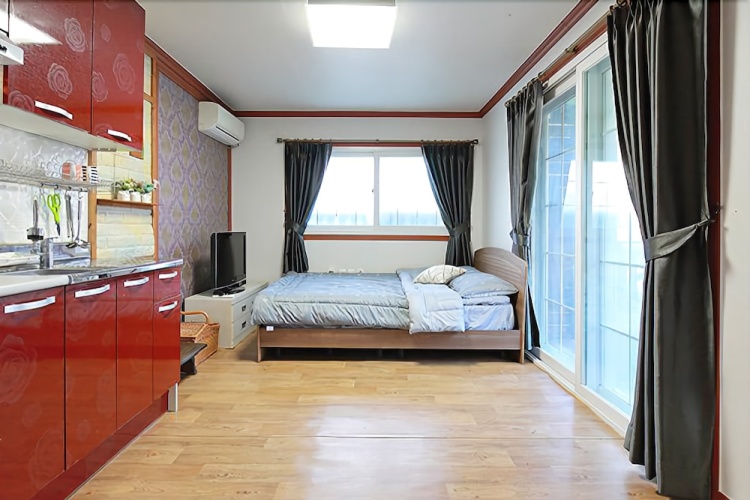 Guest rooms