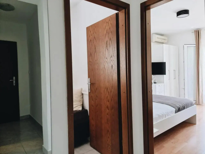 Apartments Fani 3421