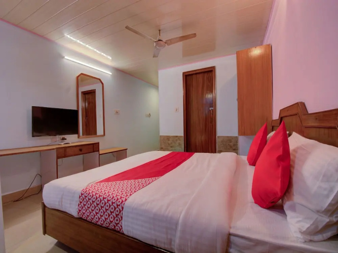 OYO 16002 Hotel Shaan