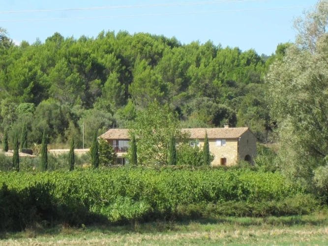 4 Bedrooms Cottage