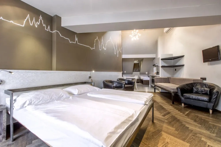 Standard Family room