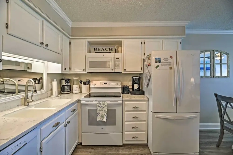 2 Bedrooms Apartment