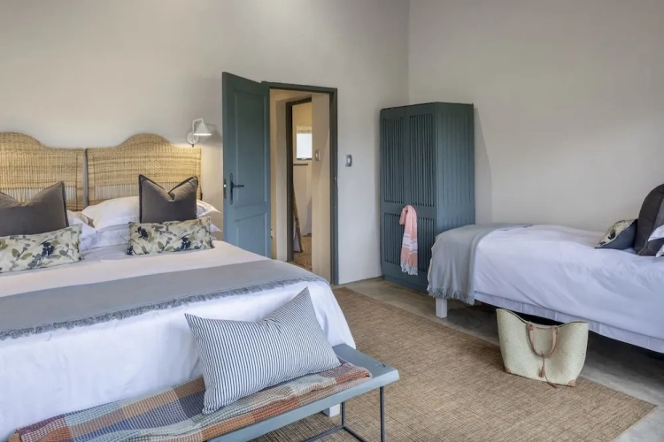 2 Bedrooms Chalet