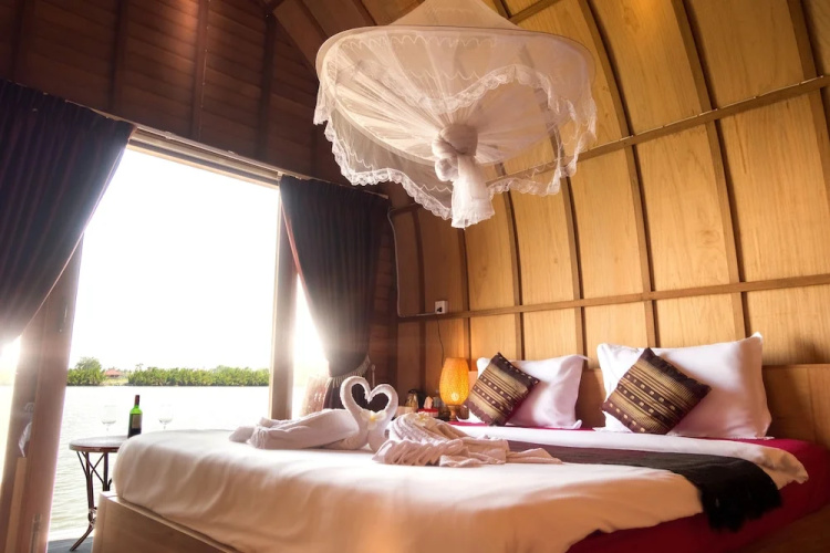 Bamboo Bungalow