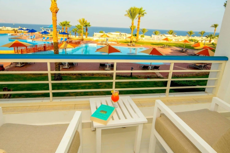 Premium Double room in Loft with balcony and with sea view