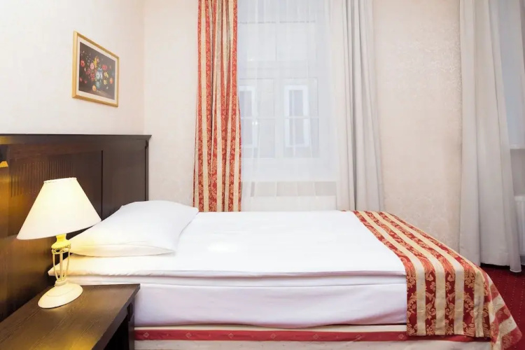 Gertrude Hotel