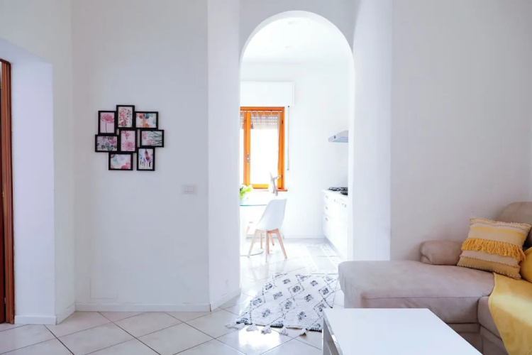Apartment in Villa Between Como and Switzerland
