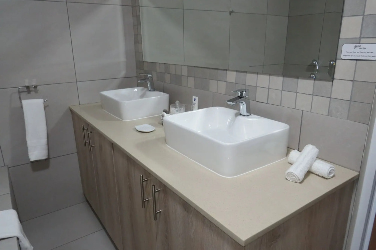 Dunton Guest House