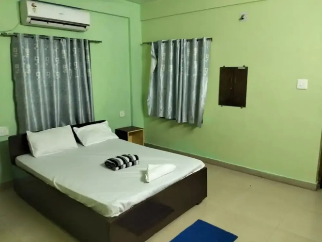 Goroomgo Shivansh Guest House