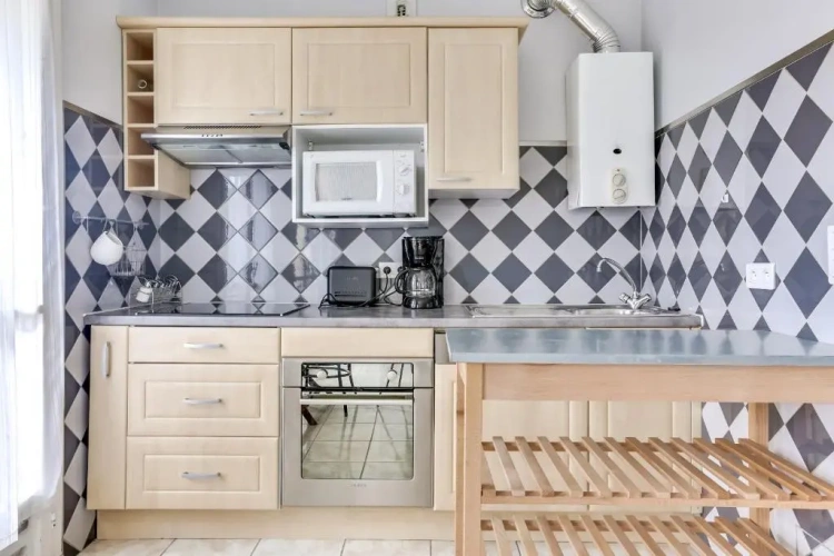 2 Bedrooms Apartment