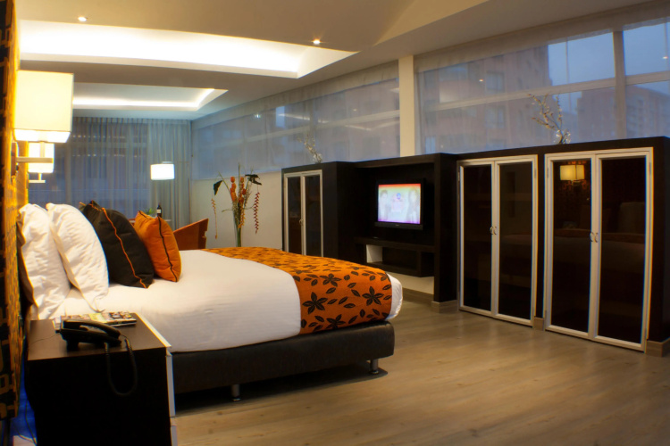 Hotel City Bog Expo Museo