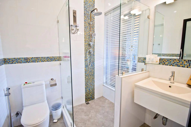 Baan Rawee Apartments