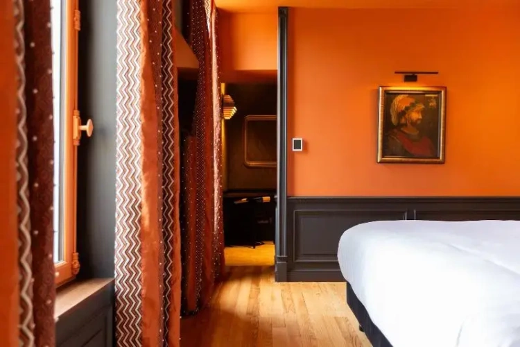 Standard Double room with view