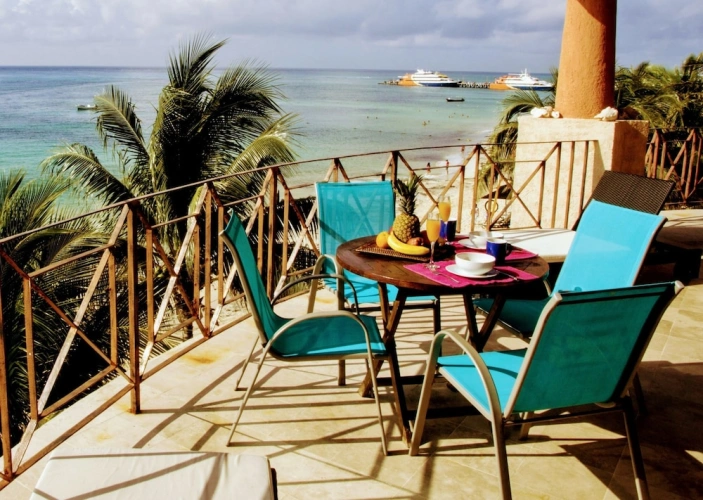 Superior room with balcony and with ocean view