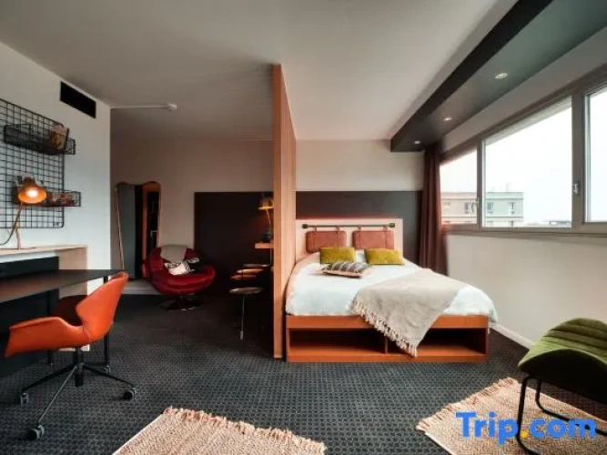 Quadruple Family Apartment