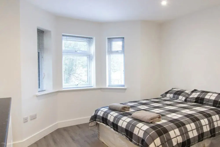 Bridge Road - Room 2b