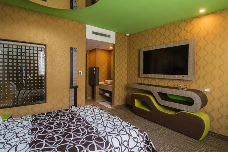 Double Suite