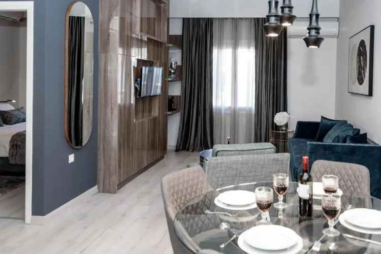 1 Bedroom Apartment